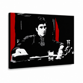 Ročno poslikana slika POP Art AL PACINO 1 kos al30 – 3D vizualizacija ročno poslikanega platna na belem ozadju. Prevladujoče barve: črna, rdeča, siva, bela.