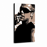 Ročno poslikana slika POP Art Brad Pitt 1 kos bp – 3D vizualizacija ročno poslikanega platna na belem ozadju. Prevladujoče barve: črna, rjava, bela.