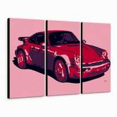 Ročno poslikana slika POP Art PORSCHE 911 3 kosi por3 – 3D vizualizacija ročno poslikanega platna na belem ozadju. Prevladujoče barve: rdeča, rožnata, črna.