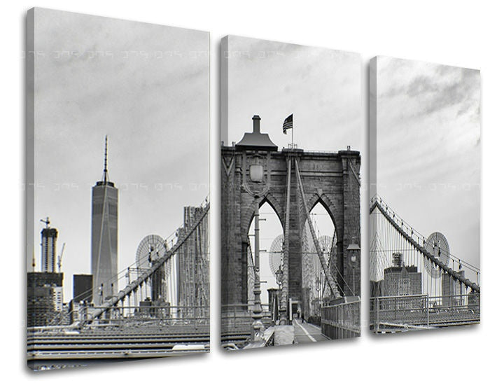 Slika na platnu z motivom brooklynski most in newyorška obzorja, črno-belo – 3D prikaz platna z vidnim lesenim okvirjem, Papilora.