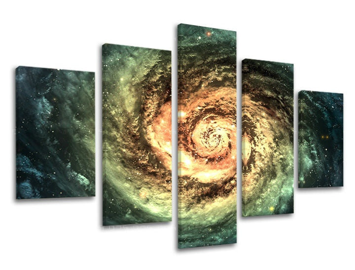 Slika na platnu z motivom spiralna galaksija v vesolju – 3D prikaz platna z vidnim lesenim okvirjem, Papilora.