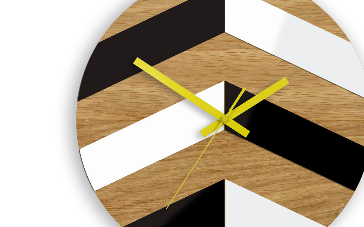 Lesena stenska ura Cikcak