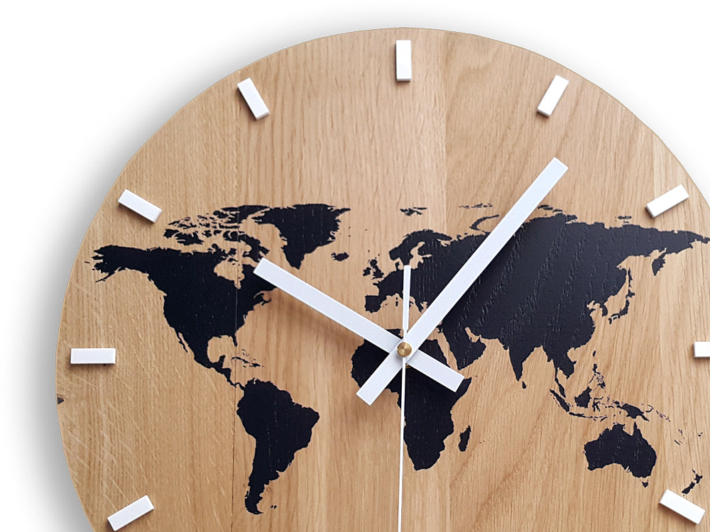 Lesena stenska ura Zemljevid črna