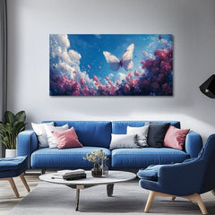 Podoba metulja v oblakih svobode