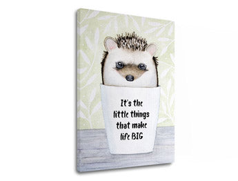 Stenska umetnost z besedilom Njene malenkosti