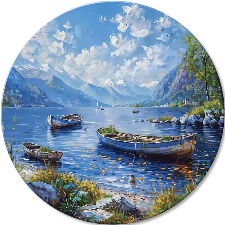 Ročno poslikana premium slika na platnu z zlatimi poudarki z motivom čolni na jezeru, gore in modro nebo – 3D prikaz platna z vidnim lesenim okvirjem, Papilora.