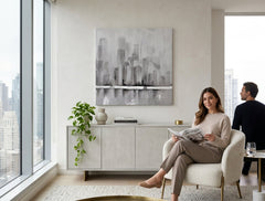 Poslikana slika za steno MESTO 75x75 cm – ročno poslikana slika v elegantnem interierju (Scandi cream) | wall mockup | premium canvas | Papilora.sk