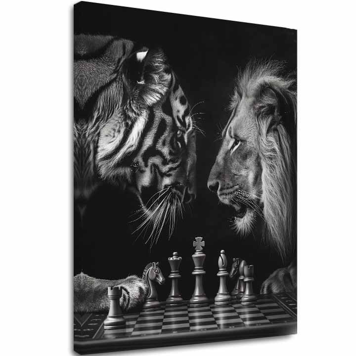Slika na platnu z motivom črno-beli tiger in lev igrata šah – 3D prikaz platna z vidnim lesenim okvirjem, Papilora.