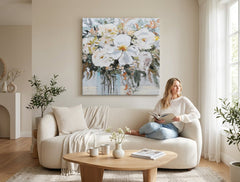 Poslikana slika na steno CVETJE V VAZI 70x70 cm – ročno poslikana slika v elegantnem interjerju (Modern coastal) | wall mockup | premium platno | Papilora.sk
